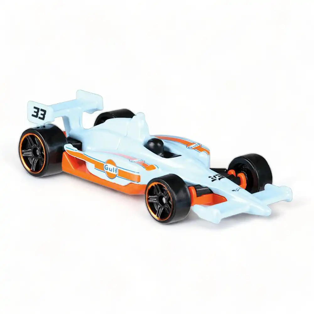 2011 IndyCar Oval Course Race Car