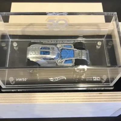 <span class='esconder'>2018 </span>HW50 Concept - Legends Tour Trophy