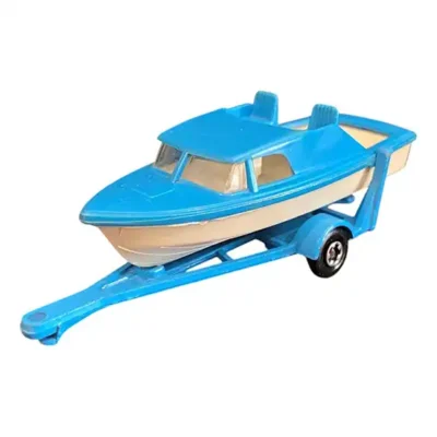 <span class='esconder'>1982 </span>Boat & Trailer