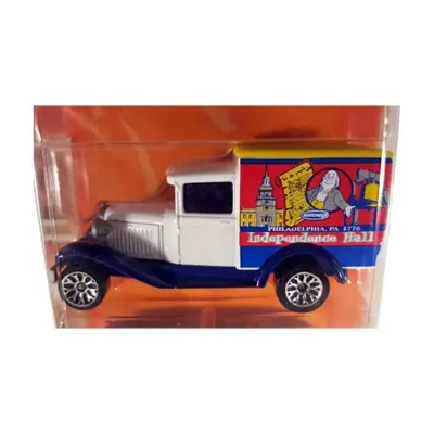 <span class='esconder'>2004 </span>Model A Ford Van