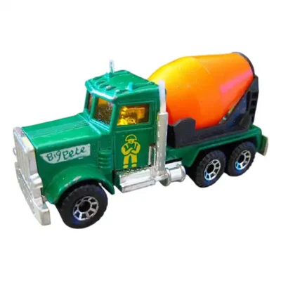 <span class='esconder'>1983 </span>Peterbilt Cement Truck