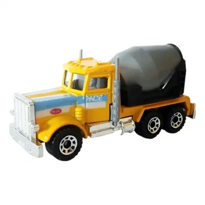 <span class='esconder'>1990 </span>Peterbilt Cement Truck