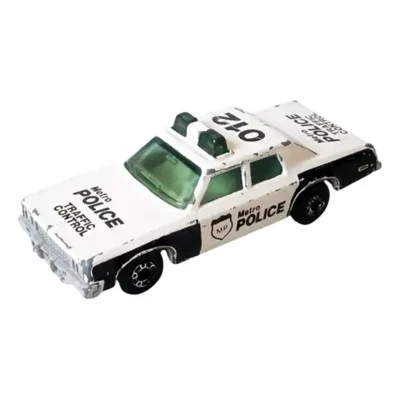 <span class='esconder'>1983 </span>Plymouth Gran Fury