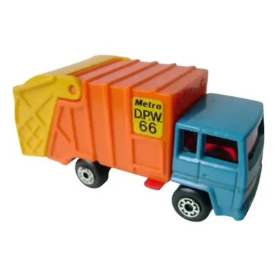 <span class='esconder'>1982 </span>Refuse Truck